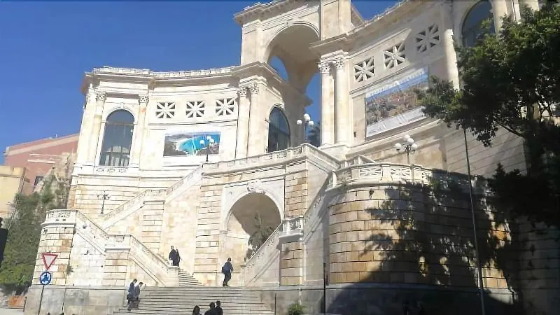 בית הארחה מלון קליארי Le Tre Stelle